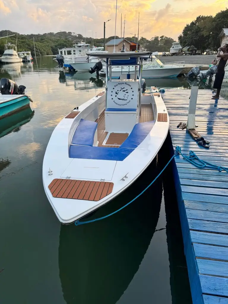 Front view of Dos Reyes Roatan Charter boat — luxury private vessel for snorkeling, fishing, and island tours in the Caribbean
